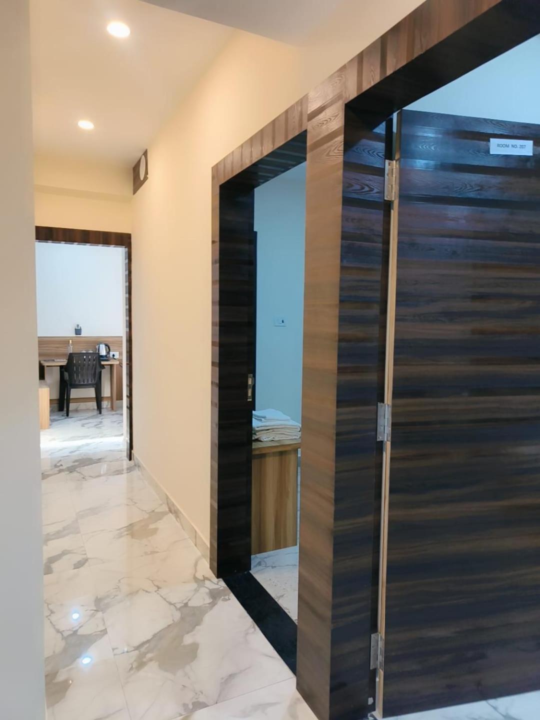 Nandi Retreat Homestay Varanasi Exterior foto