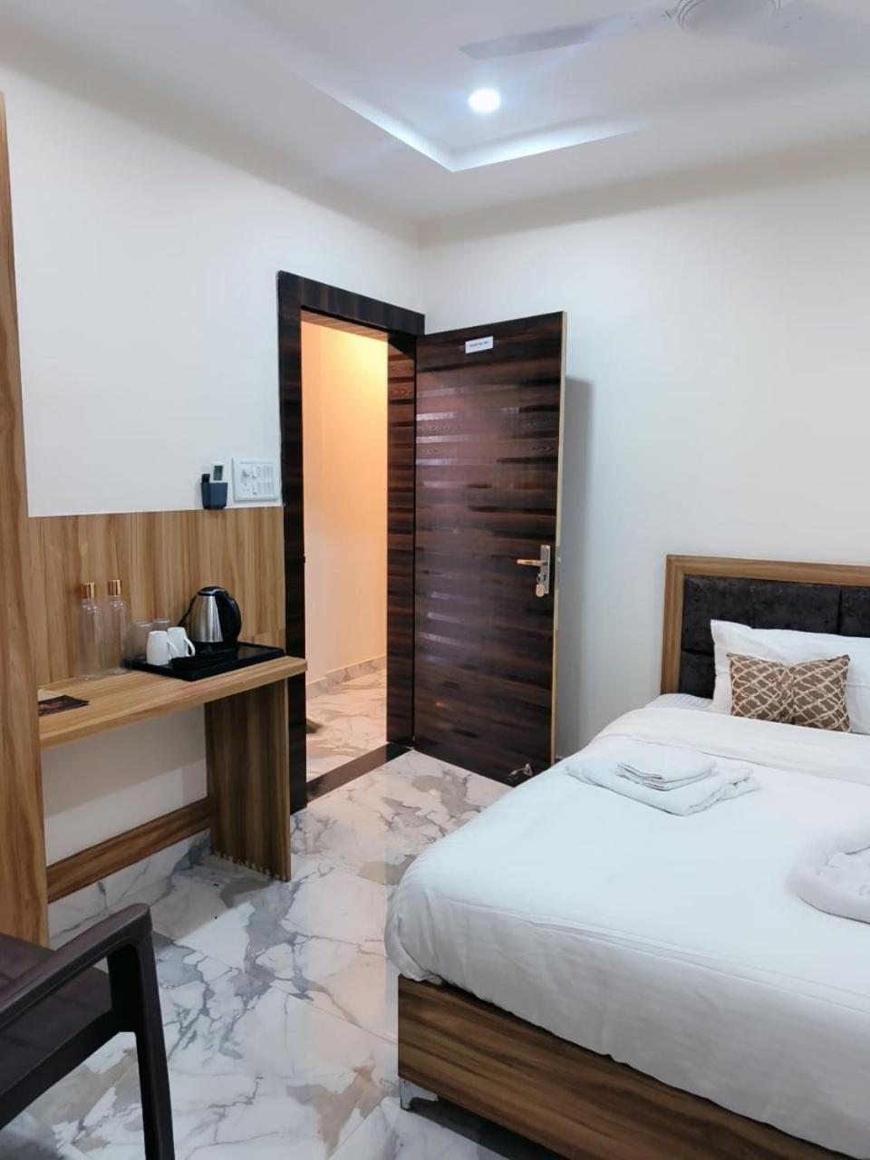 Nandi Retreat Homestay Varanasi Exterior foto